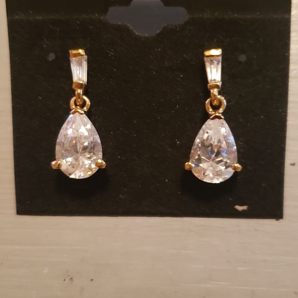 Sterling silver earrings hp🔥🔥🔥 - Picture 2 of 2